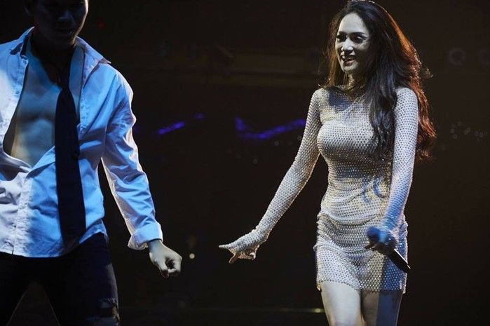 bestie khoanh khac an tuong của huong giang idol