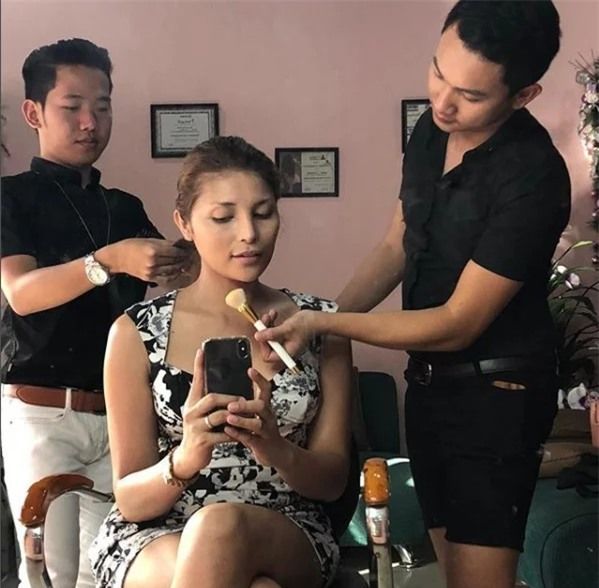 bestie hoa hau chuyen gioi