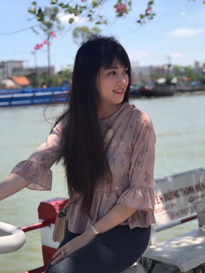 bestie khong chi huong giang ma nhieu nguoi dep chuyen gioiu viet cung xinh chang kem phan ai