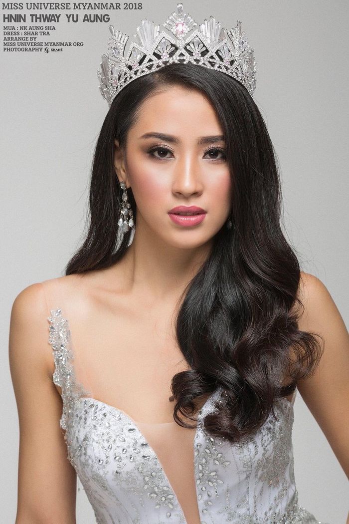 Bestie - nhan sac doi thu h'hen nie tai hoa hau hoan vu quoc te 2018