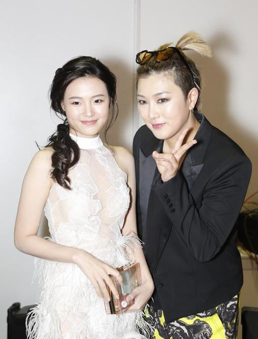 bestie phong cach trang diem
