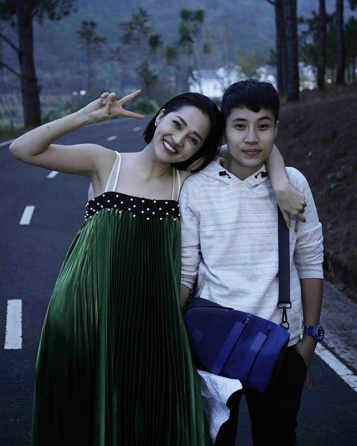 bestie trang phuc sao nao mac cung xau