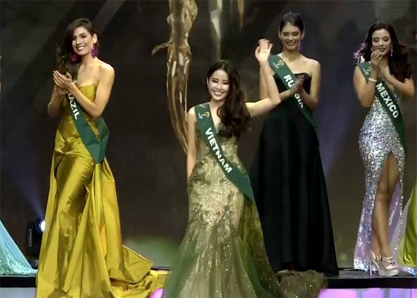bestie nhung lan nguoi dep viet mang chuong di danh xu nguoi thu ve thanh tich khung