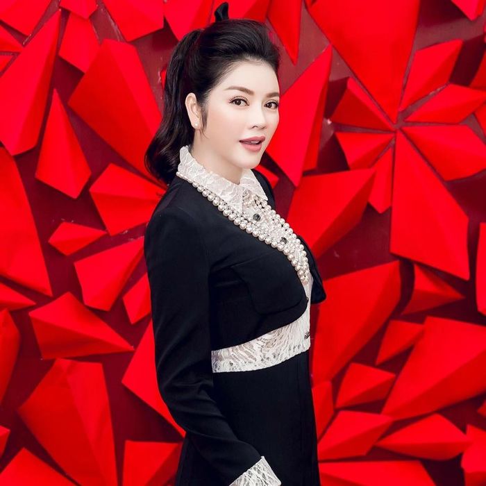 Bestie Nhung mi nhan Viet khien fan heo mon vi cho tin thanh gia lạp that