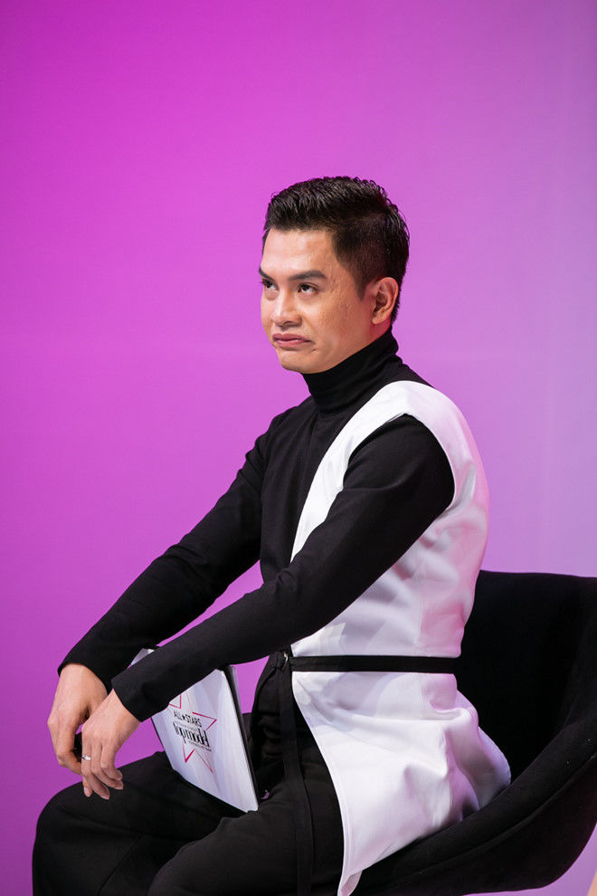 Những nam thần Việt ăn mặc ngày càng điệu đà không thua gì con gái
