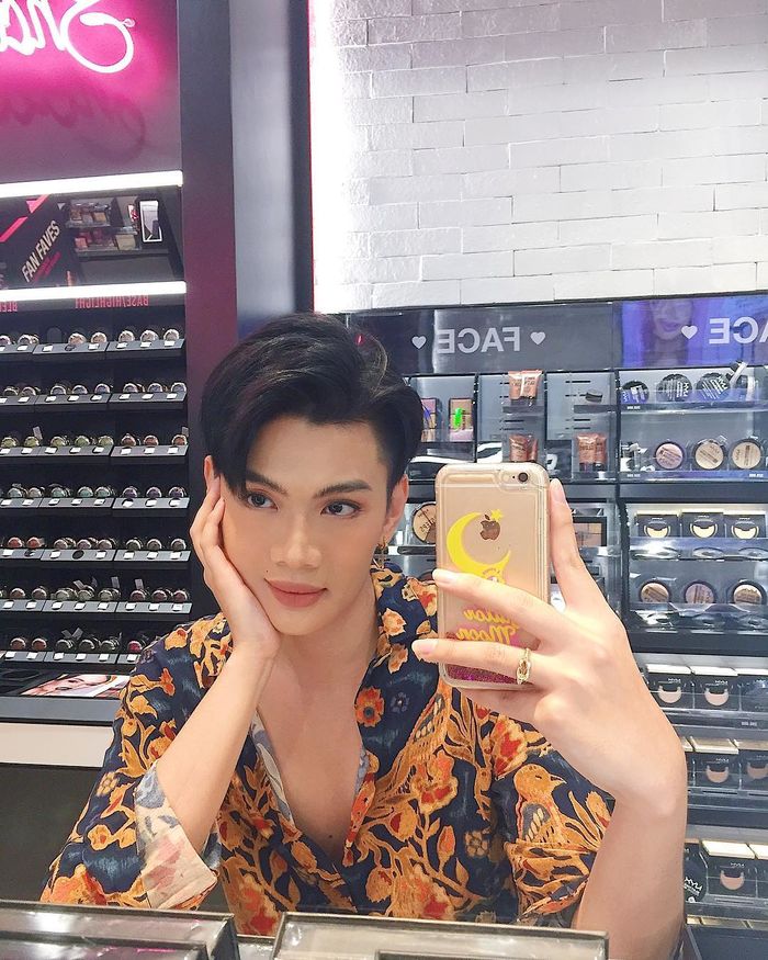 bestie sao nam viet ngay cang nu tinh