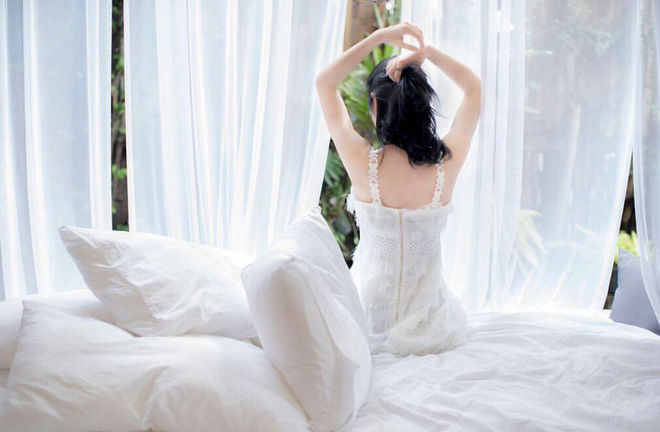 bestie sao viet khoe anh trong phong ngu
