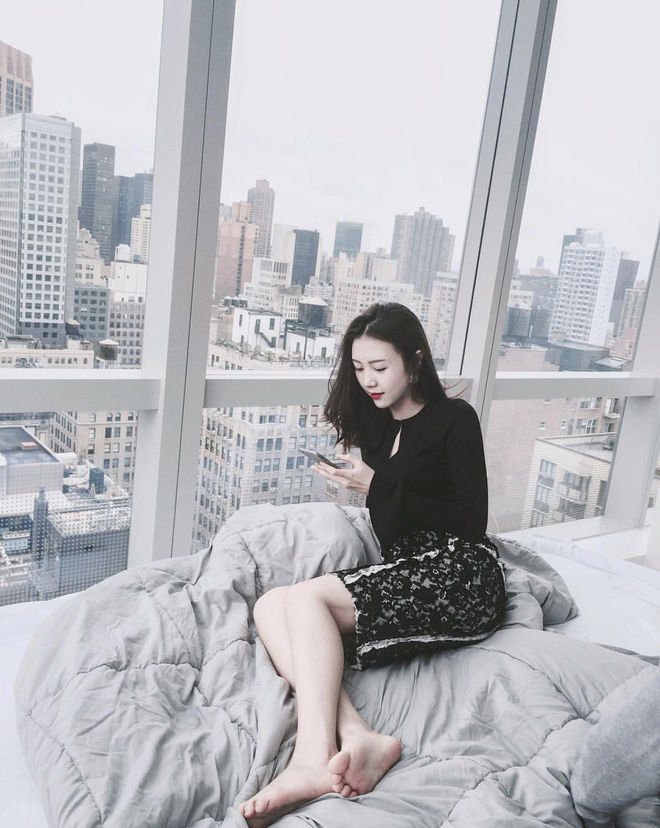 bestie sao viet khoe anh trong phong ngu