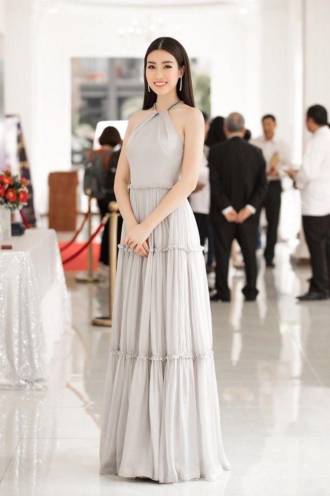 bestie thoi trang sao viet tuan qua 14/3