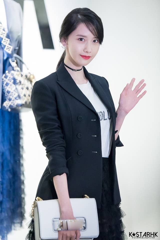 bestie Yoona - co gai vang của Kbiz