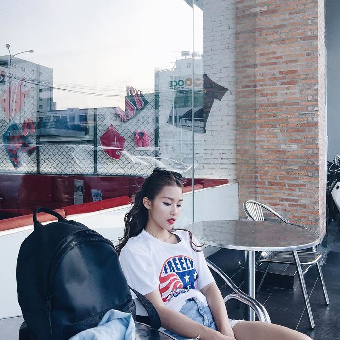 bestie meo phoi do di choi 7