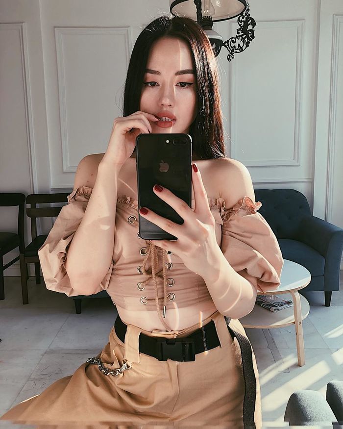 bestie crop top chun 9