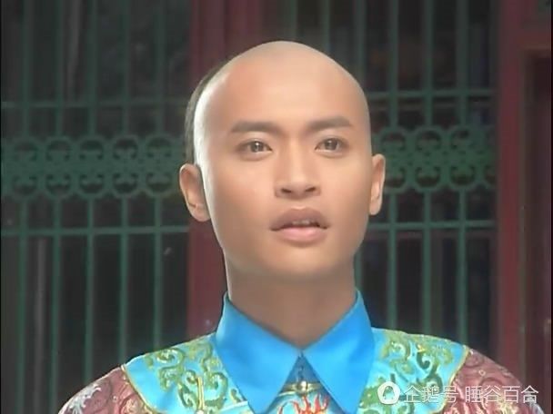 bestie sao Hoa ngu het thoi