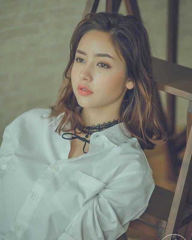 korean messy hair