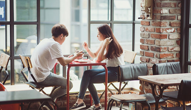 bestie mau dan ong khong nen hen ho
