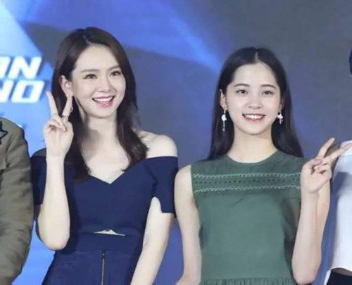 Bestie - Hon nhau gan chuc tuoi nhung cac sao Hoa ngu van "dim" đan em khong thuong tiec khi đung canh