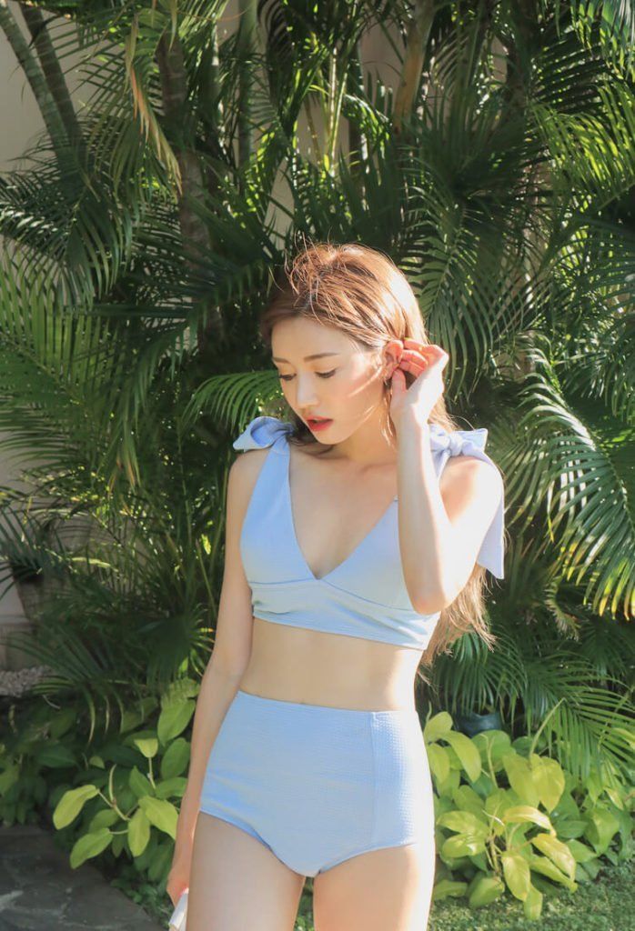Bestie - Goi y nhung mau bikini đep mat cho cac nang đon nang he ruc ro
