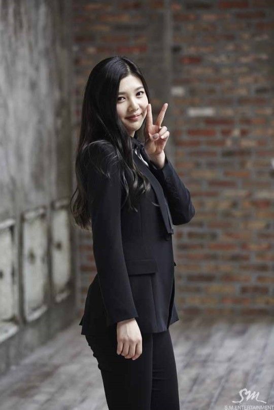 bestie idol nu dien suit