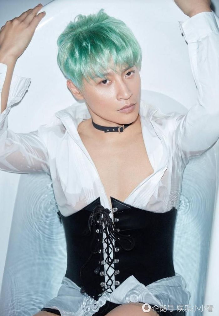 Bestie.vn - Khi sao Hoa Ngu that nghiep: ke di an xin, nguoi hat hoi cho kiem song