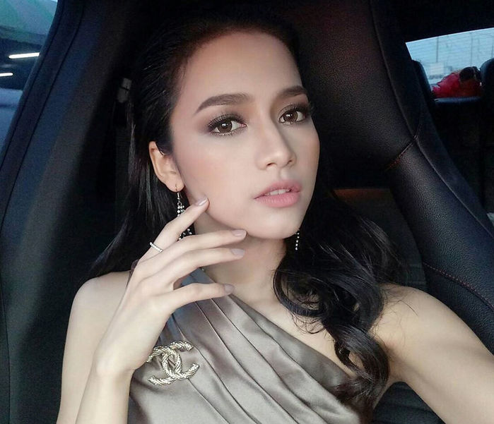 bestie trang diem kieu Thai