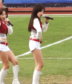 bestie loat-my-nhan-kpop-mac-do-bo-sat-ke-lep-kep-nguoi-nong-bong