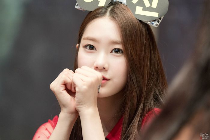 "bestie idol nu co nhieu fan nu"
