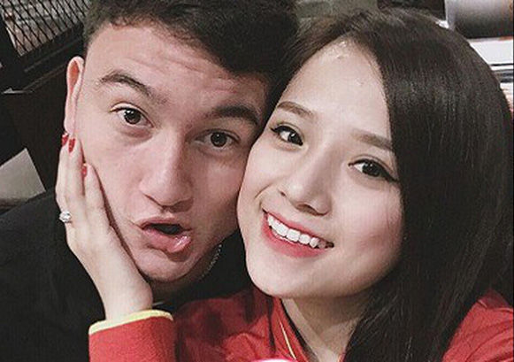 bestie nua kia hotgirl cua sao bong da tre Viet