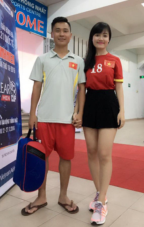 bestie nua kia hotgirl cua sao bong da tre Viet