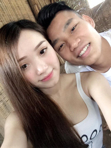 bestie nua kia hotgirl cua sao bong da tre Viet
