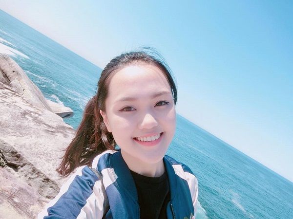 bestie nua kia hotgirl cua sao bong da tre Viet