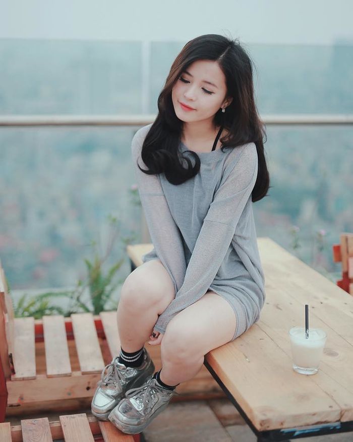 bestie nua kia hotgirl cua sao bong da tre Viet