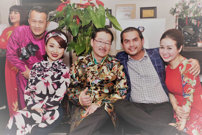 Bestie -Nhan sac co phan xuong doc cua cac "soai ca" showbiz Viet mot thoi.