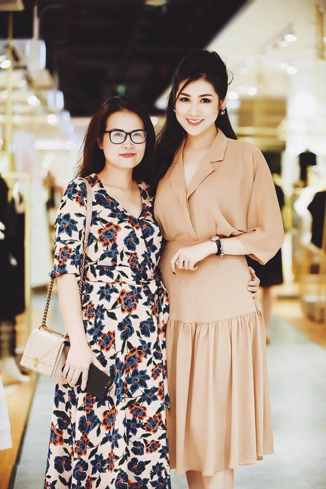 bestie Nhan sắc trẻ trung lại ăn mặc phong cách của 4 bà mẹ sao Việt