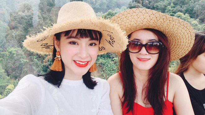 bestie Nhan sắc trẻ trung lại ăn mặc phong cách của 4 bà mẹ sao Việt