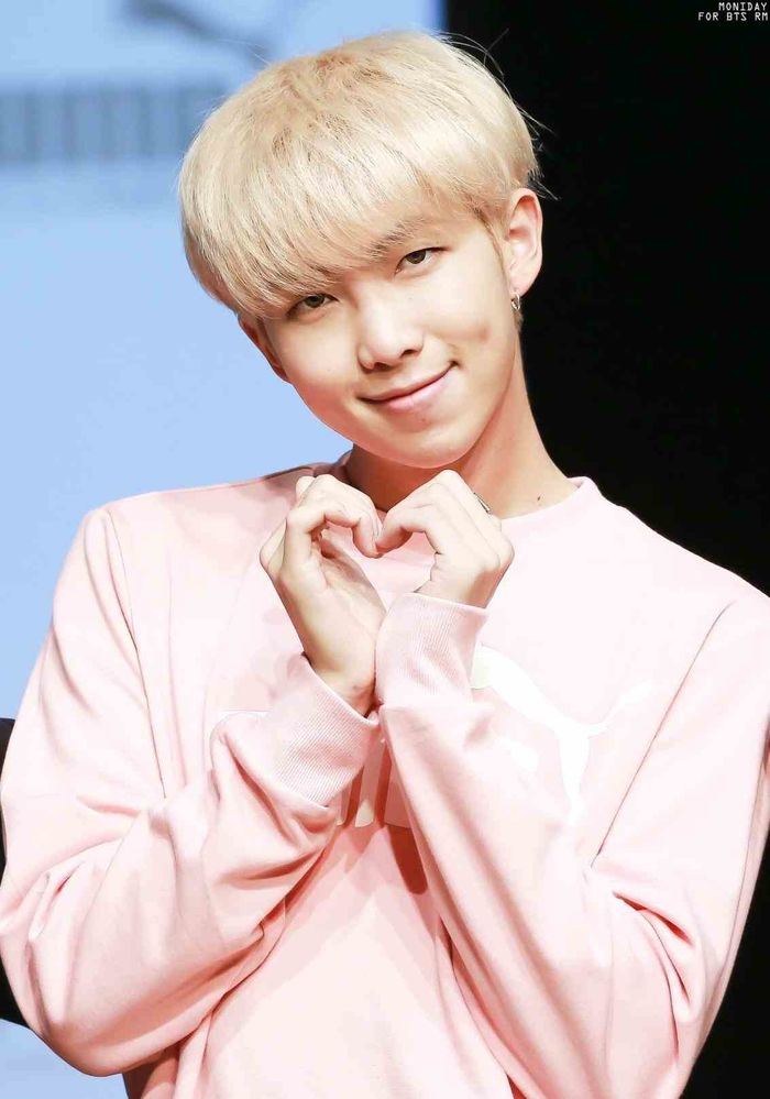 bestie nhung-cau-cham-ngon-cua-idol-kpop-la-lieu-thuoc-tinh-than-cho-fan