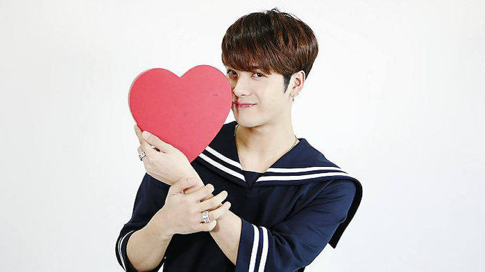 bestie nhung-cau-cham-ngon-cua-idol-kpop-la-lieu-thuoc-tinh-than-cho-fan