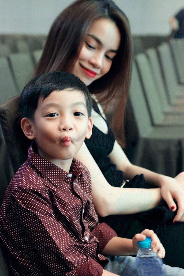 bestie nhung-hoang-tu-be-dang-yeu-dep-trai-cua-sao-viet-khien-fan-tram-tro