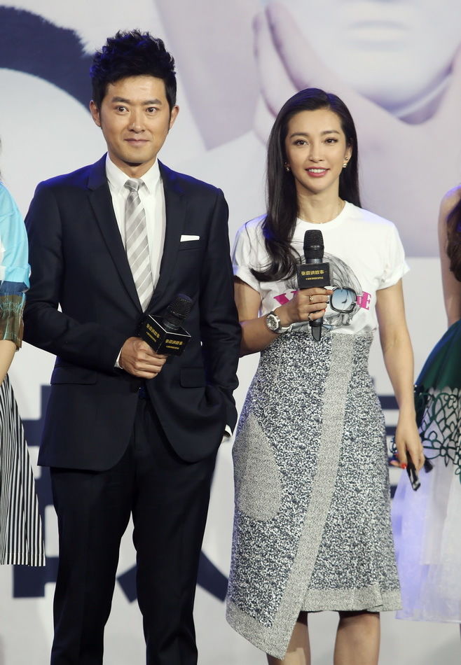 bestie nhung tinh ban than khac gioi cua showbiz the gioi