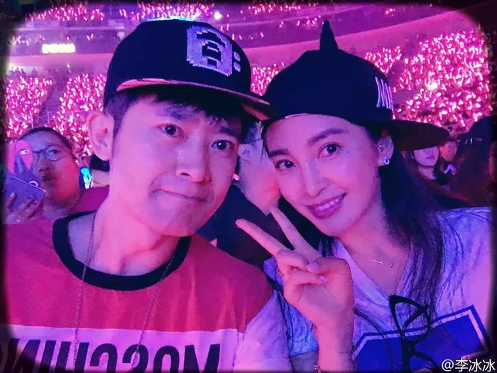 bestie nhung tinh ban than khac gioi cua showbiz the gioi