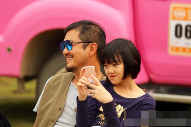 bestie nhung-trum-so-an-quyt-tien-tu-thien-gay-xon-xa-lang-giai-tri-hoa-ngu