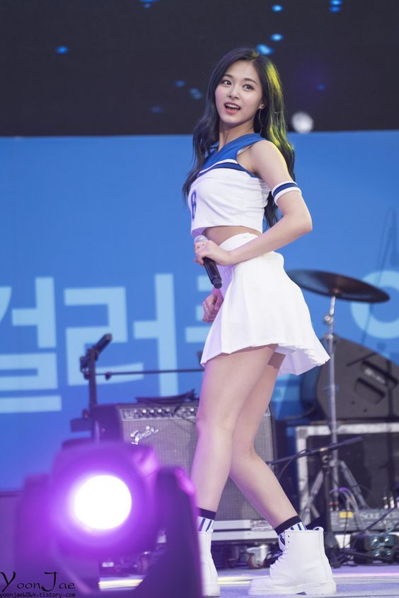 "bestie vay ngan cua idol nu"