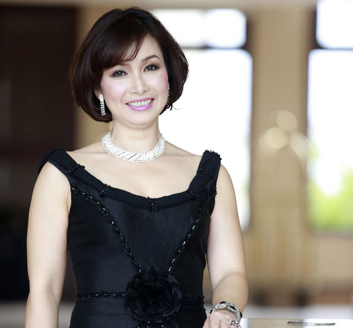 bestie sau-30-nam-dang-quang-cuoc-song-hoa-hau-bui-bich-phuong-ra-sao