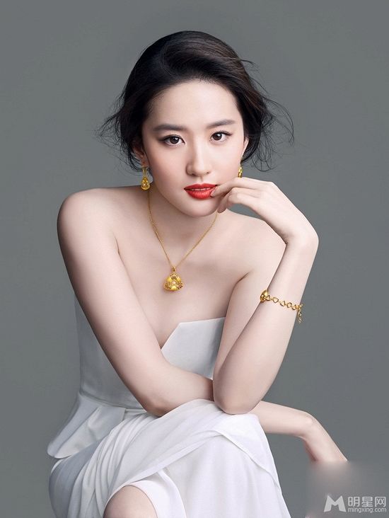 bestie soc-voi-cat-se-quang-cao-hang-chuc-ty-trong-5-phut-cua-dan-nu-than