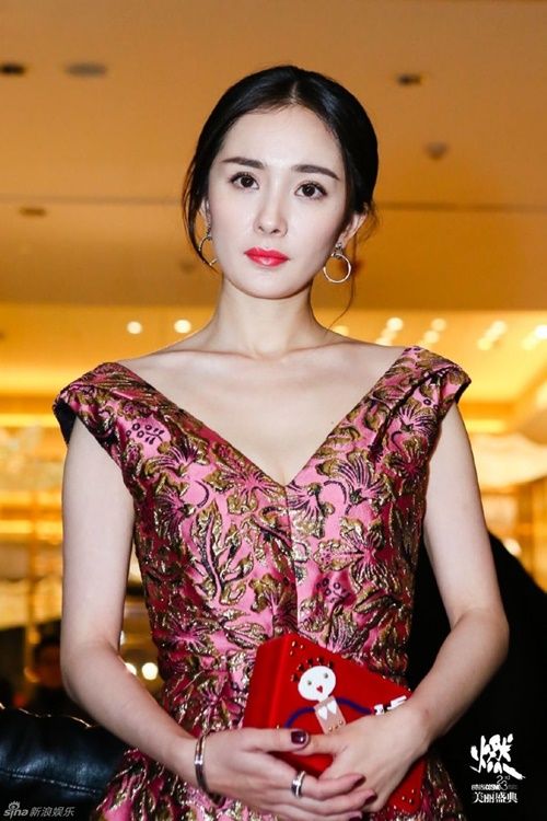 bestie soc-voi-cat-se-quang-cao-hang-chuc-ty-trong-5-phut-cua-dan-nu-than