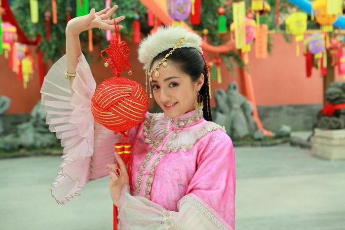 bestie Thu nhập chênh nhau ‘trời - vực’ của ‘Tứ đại mỹ nhân’ Tân Cương