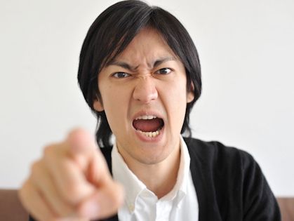 Thủ thuật bắt bài y chóc người đối diện đang lừa gạt và bịp bợm