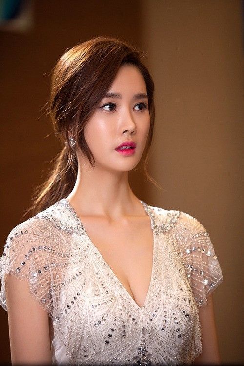 Những mỹ nhân xứ Hàn xinh đẹp nhờ phẫu thuật thẩm mỹ