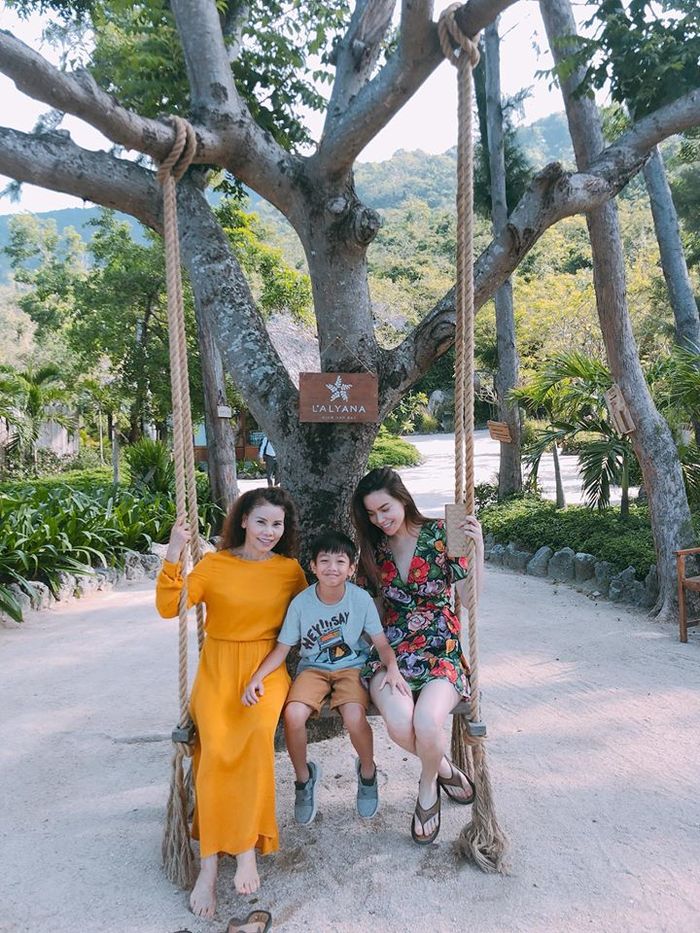 bestie nhung ba me mi nhan cua sao Viet 10