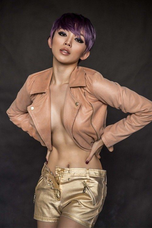 Ha co gi sao viet ru bo hinh tuong ngay tho sang quyen ru