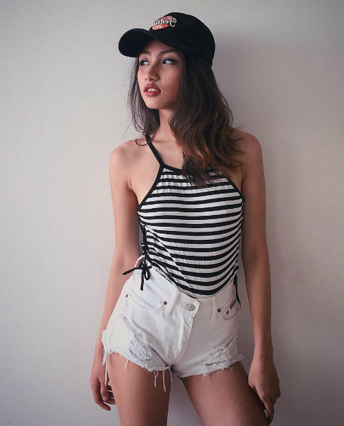 bestie 6 hot girl Việt có thân hình và phong cách thời trang cực nóng bỏng